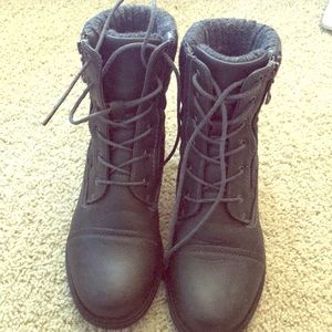 Super cute black and gray boots